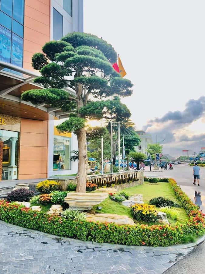 Khách sạn Phương Anh Hung Yen Exterior foto